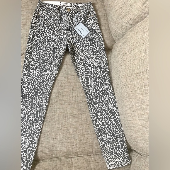 NWT FRAME “Le High Skinny” Denim Jeans in Black/White Animal Print, Size 26 - Picture 5 of 7